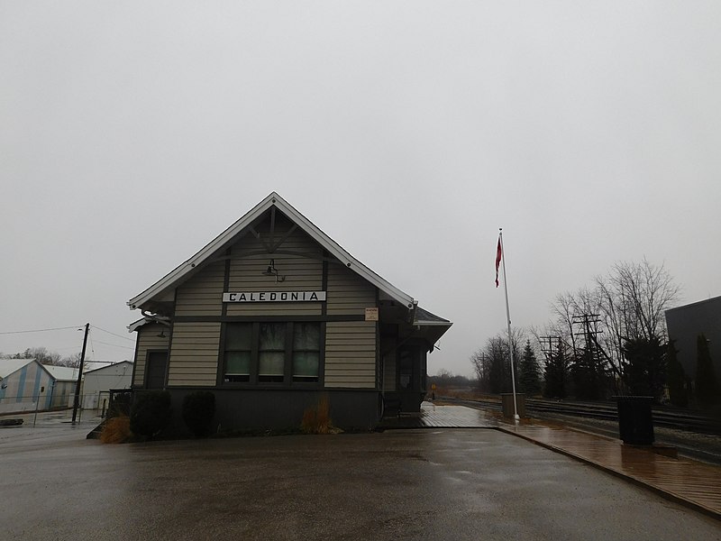 File:Caledonia Station GTW.jpg