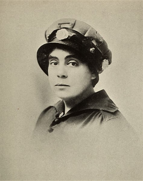 File:Beryl Mercer, c. 1918.jpg