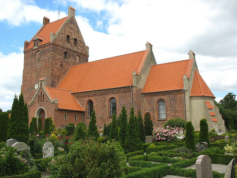 File:Væggerløse Kirke2.JPG