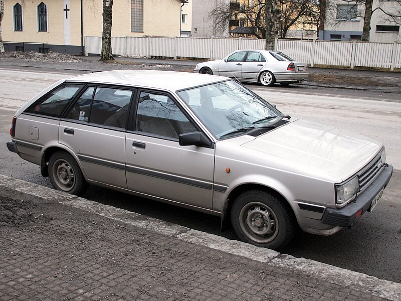 File:B11 Sunny Wagon front.JPG