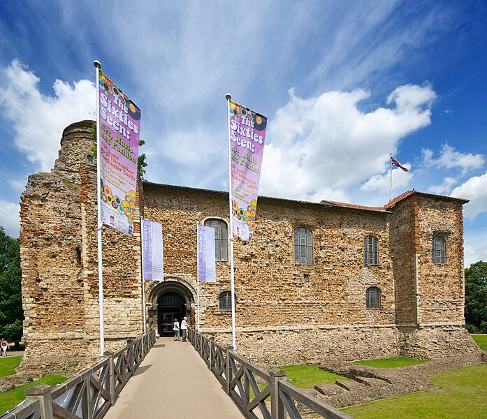 File:Colchester-castle.jpg