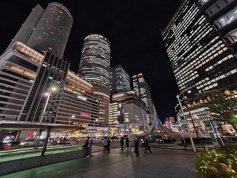 File:Nagoya Station at night01.jpg