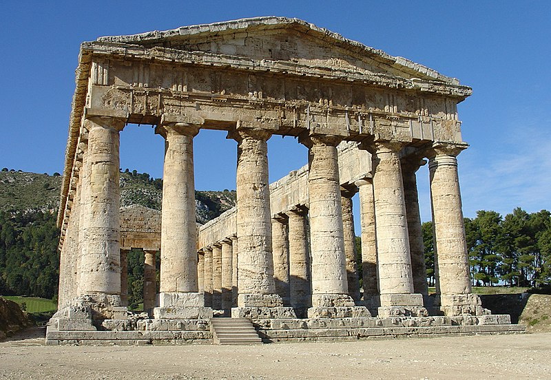 Archivo:Segesta, Tempio greco.jpg