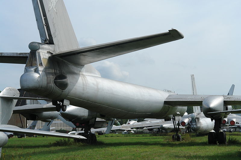 File:Tupolew Tu-95 Bear.JPG