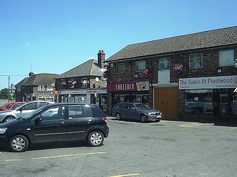 File:Prestwood - Chequers Parade.jpg