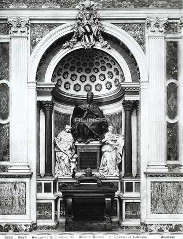 File:Tomb of Pope Clement XII.jpg