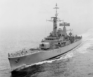 File:HMS Ariadne F72 (Leander-class frigate).jpg