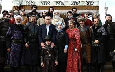 File:Dirilis Ertugrul cast.png