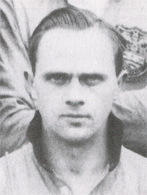 Harry Bedford (football player, born 1899).jpg