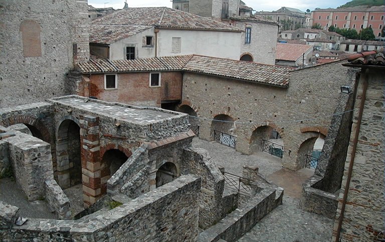 File:Ruderi centro Storico jpg.jpg