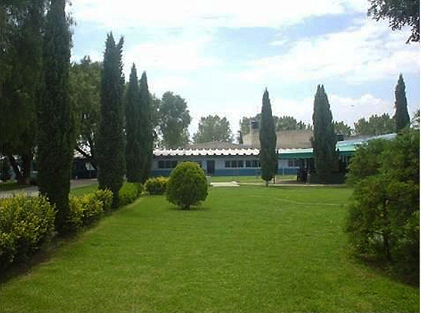 File:Universidad Azteca Campus Chalco.jpg