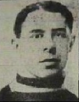 File:Hockey player Lorenzo Bertrand.png