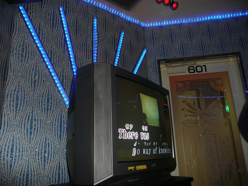 File:Room 601, Karaoke Kan, Tokyo.jpg