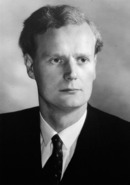 File:Richard Hey Lloyd, c. 1966.jpg