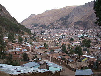 File:Huancavelica view.jpg