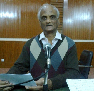 File:Azeem Sarwar (broadcaster).jpg