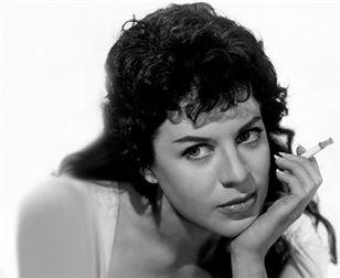 File:Actress Valerie Gaunt.jpg