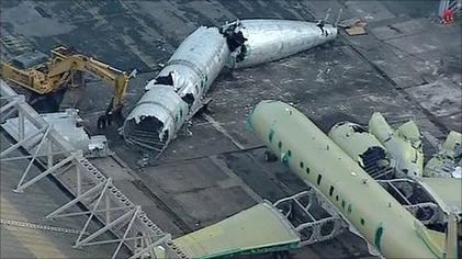 File:Nimrods being scrapped.jpg