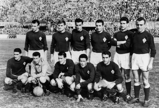 File:Fiorentina scudetto.jpg