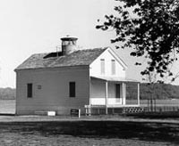 File:Jones Point Lighthouse (1996).jpg