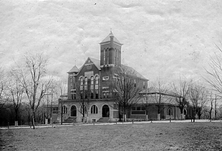 File:Buell Armory Gymnasium in 1909.jpeg