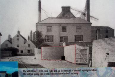 File:Tide Mills tidal and wind mill.jpg