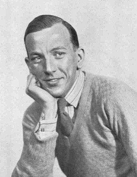 File:Noel-Coward-in-jumper 1925.jpg