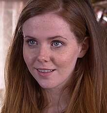 Chloe (Hollyoaks).jpg