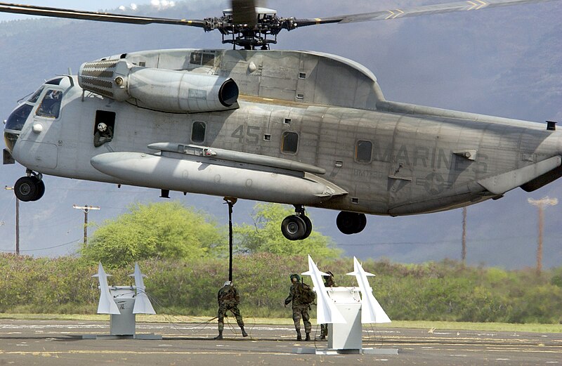 File:PMRF CH53e.jpg