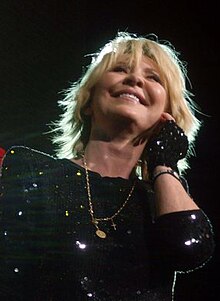 Lulu on stage in Glasgow as part of Here Come the Girls 2010