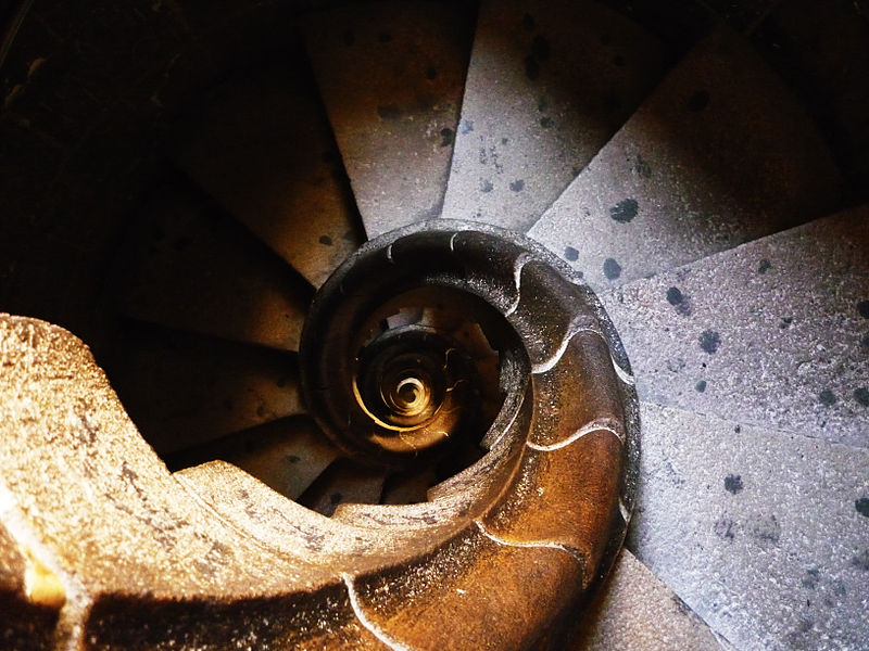 File:Sagrada Família stairs.jpg