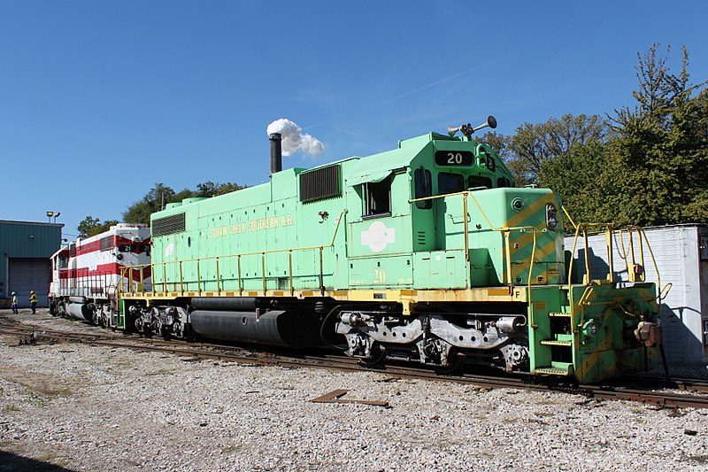 File:Squaw Creek Southern Locomotives.jpg