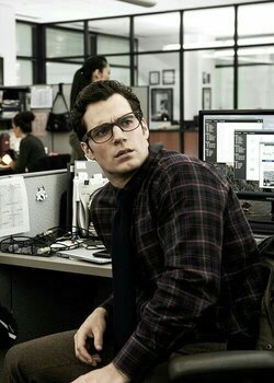 Файл:Reporter Clark Kent BvS.jpg