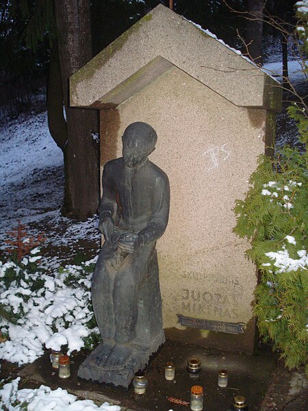 Файл:Juozas Mikenas Grave2.jpg