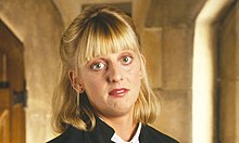 Emma Chambers.jpg